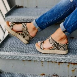 Journee Collection ALISSA