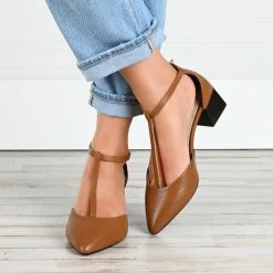 Journee Signature Heels CAMEELA