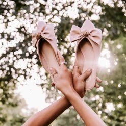 Journee Collection DOTT