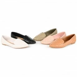 Journee Collection Flats MISTY