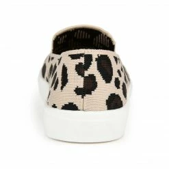 Buy โญ Journee Collection Flats PHILA ๐ฏ 20 Journee Collection Flats PHILA