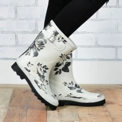 Journee Collection Boots SEATTLE