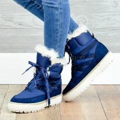 Journee Collection SLOPE Booties