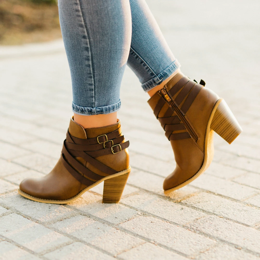 Budget 🔥 Journee Collection Booties STRAP WIDE WIDTH 👏 2 Journee Collection Booties STRAP WIDE WIDTH