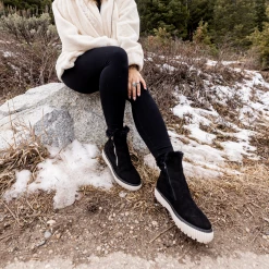 Journee Collection JEZZY Booties