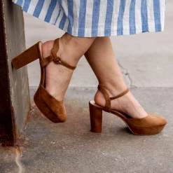 Journee Collection ROSLYNN