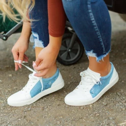 Journee Collection Sneakers LYNZ WIDE WIDTH