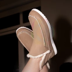 Journee Collection CAPREECE