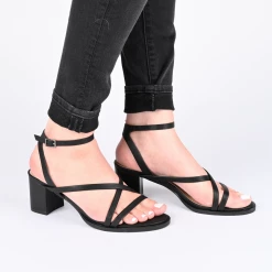 Journee Collection ANIKAH Heels