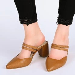 Journee Signature KAITLYNN Heels