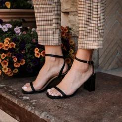 Journee Collection Heels CHASITY