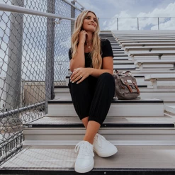 Journee Collection Sneakers ELLE