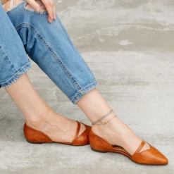 Journee Collection Flats BRAELY