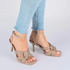 Journee Collection NAOMMI