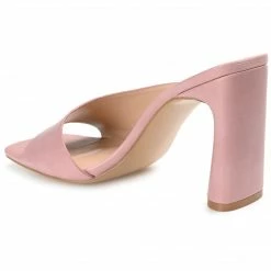 Journee Collection DOLA Heels