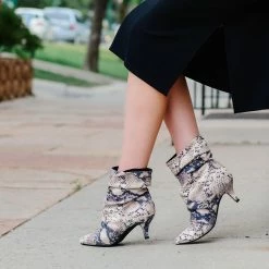 Journee Collection Booties JO