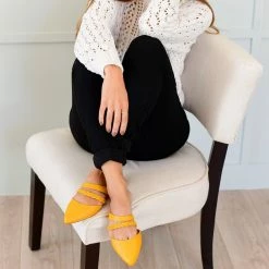 Journee Collection OLIVEA Flats