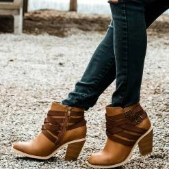 Budget 🔥 Journee Collection Booties STRAP WIDE WIDTH 👏 30 Journee Collection Booties STRAP WIDE WIDTH