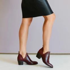 Journee Collection TERRI Booties