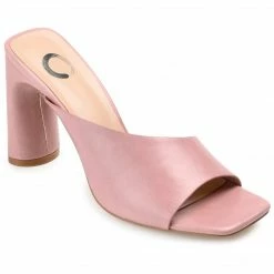Journee Collection DOLA Heels